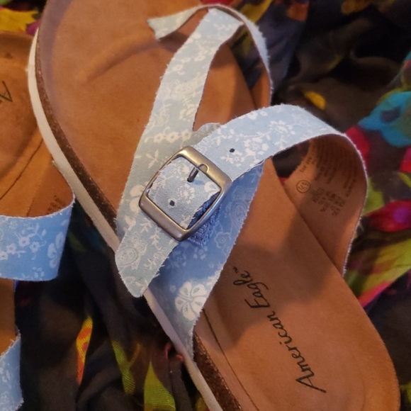 ⭐American Eagle⭐ - Picture 2 of 3